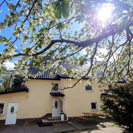 Gosciniec Jas -sniadania I Obiadokolacje Szwedzki Stol W Cenie Bezplatny Parking Rezort Sklářská Poruba