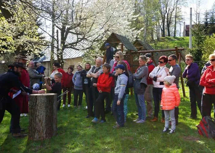 Gosciniec Jas -sniadania I Obiadokolacje Szwedzki Stol W Cenie Bezplatny Parking * Sklářská Poruba
