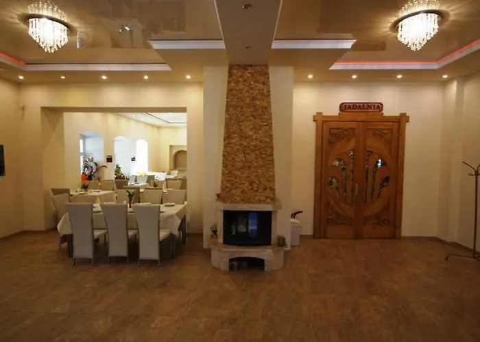 Gosciniec Jas -sniadania I Obiadokolacje Szwedzki Stol W Cenie Bezplatny Parking Sklářská Poruba