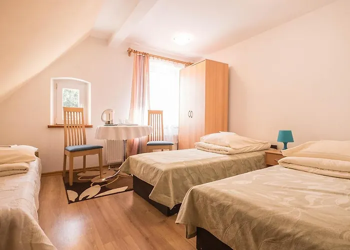 Gosciniec Jas -sniadania I Obiadokolacje Szwedzki Stol W Cenie Bezplatny Parking