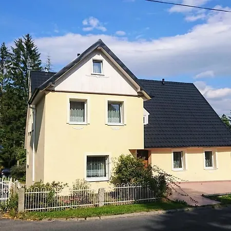 Gosciniec Jas -sniadania I Obiadokolacje Szwedzki Stol W Cenie Bezplatny Parking 斯克拉斯卡波伦巴