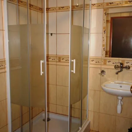 度假村 Gosciniec Jas -sniadania I Obiadokolacje Szwedzki Stol W Cenie Bezplatny Parking