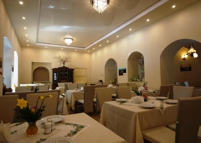 Gosciniec Jas -sniadania I Obiadokolacje Szwedzki Stol W Cenie Bezplatny Parking Resort