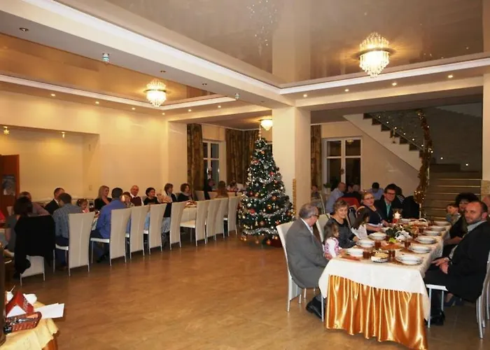 Gosciniec Jas -sniadania I Obiadokolacje Szwedzki Stol W Cenie Bezplatny Parking