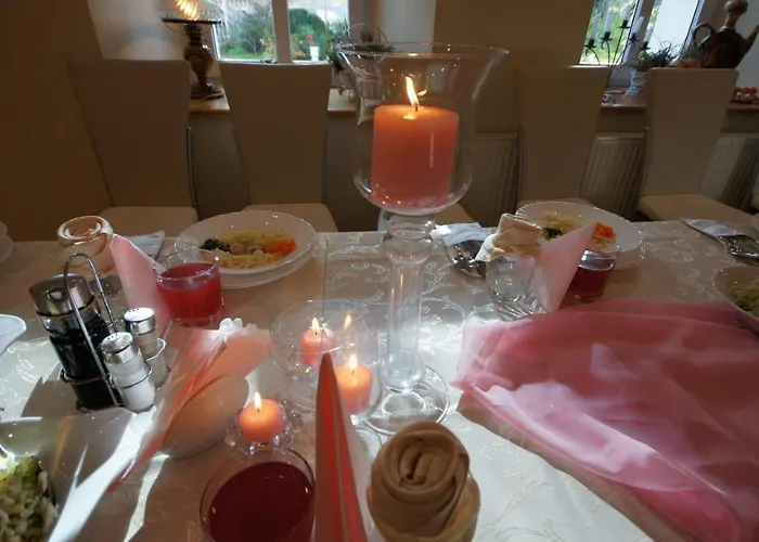 Gosciniec Jas -sniadania I Obiadokolacje Szwedzki Stol W Cenie Bezplatny Parking * Szklarska Poręba